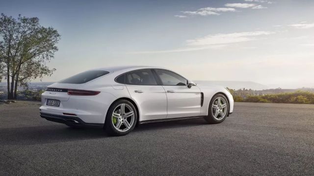 panamera4,Panamera 4，速度与优雅的完美融合