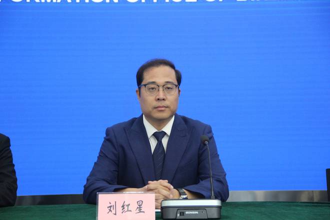 泉州市梁炳辉最新消息,泉州市梁炳辉最新消息，一位杰出人物的崭新篇章